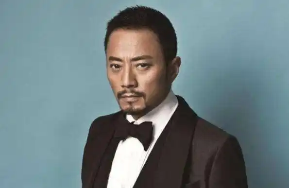 原创看男星留胡子张涵予霸气十足胡歌男人味满满网友纯爷们