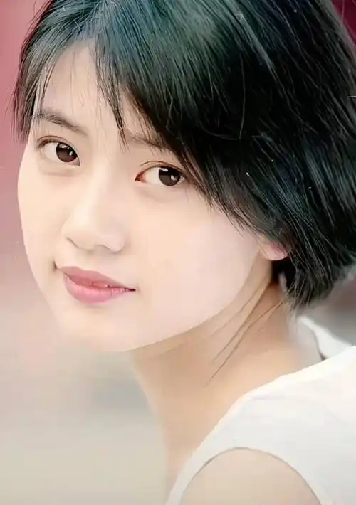 高圆圆上学时容貌甜美,气质纯净,太招人喜欢了_高中_策划_时期