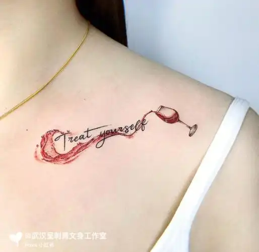 锁骨纹身图案英文图案纹身