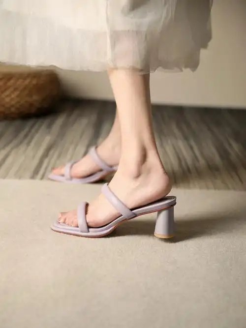 凉鞋分享紫罗兰色真的太好看了呜呜