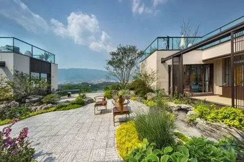 龙湖紫云台收官两层院墅,【千山阅】北碚诗意别墅标杆