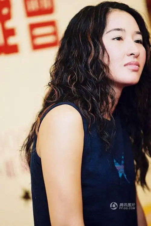 关咏荷 esther wing ho kwan的图片