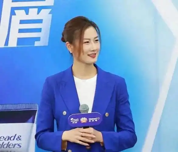 丁宁结婚照都照了怎么忍心错过马龙龙队这么好你竟不动心