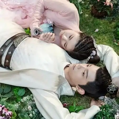 《传闻中的陈芊芊》赵露思丁禹兮头像