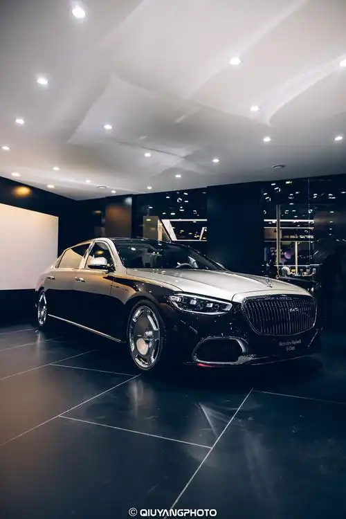 老款车型换装,细品迈巴赫s400改装新款外观,五座改四座