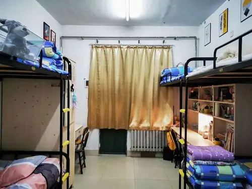 外国语学院举办"寓情于饰,我寝我秀" 宿舍装饰设计大赛