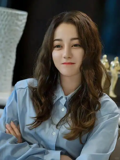 听说有很多人喜欢我们放总|迪丽热巴_新浪新闻