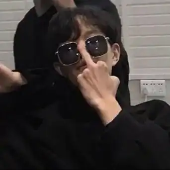 男生微信头像沙雕真人 比较沙雕搞笑的男生头像大全