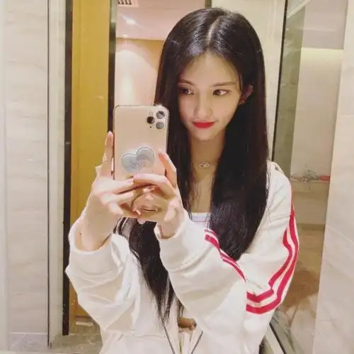 刘些宁个人生活照喜欢吗?