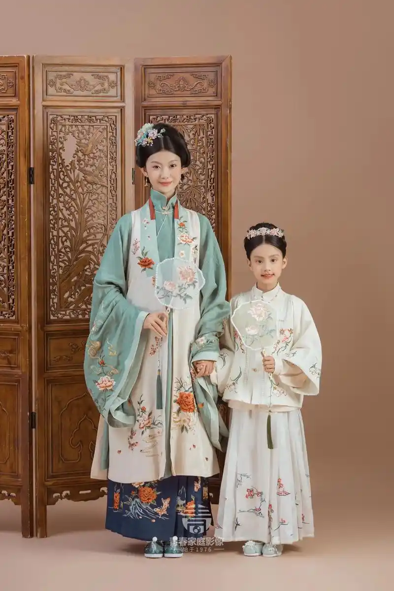 汉服全家福分享|青春家庭影像值得收藏