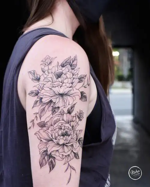 牡丹花半臂洛杉矶纹身