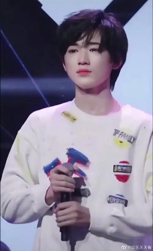 男明星落泪有多绝#我宣布没有人可以拒绝宋亚轩这个小哭包!