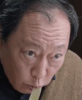 眼袋都会演戏的倪大红,终于打赢了流量!