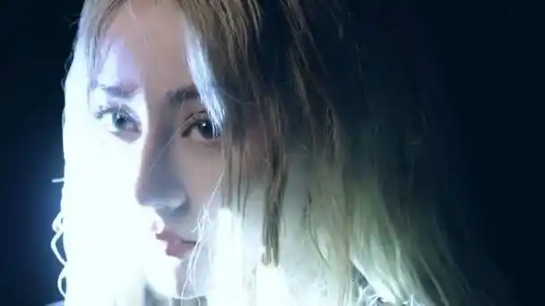 迪丽热巴时装三月刊动态封面来了