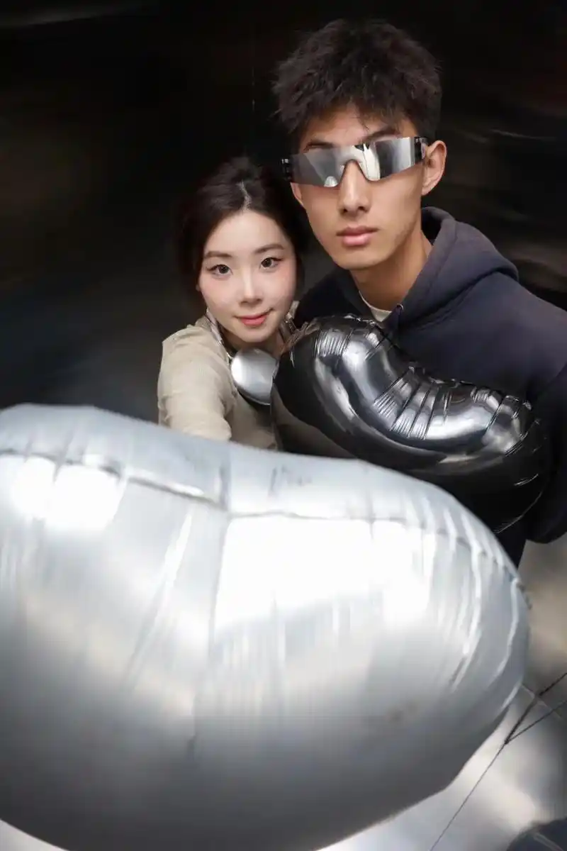 生活处处是小诗.#搭档 #张翰十年只谈过两次恋爱 照片不发我 - 抖音