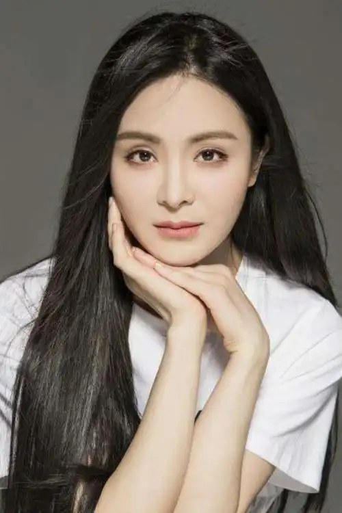 李佳| 大陆女星 | 明星档案 | 图治(上海)文化传媒有限公司