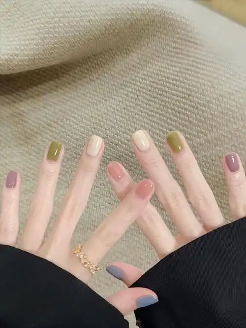 夏日限定美甲 高级耐看的小短甲推荐 短指甲也可以这么美适合上班族的