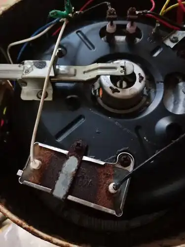 这个电饭煲的元件叫什么,怎样检测好坏