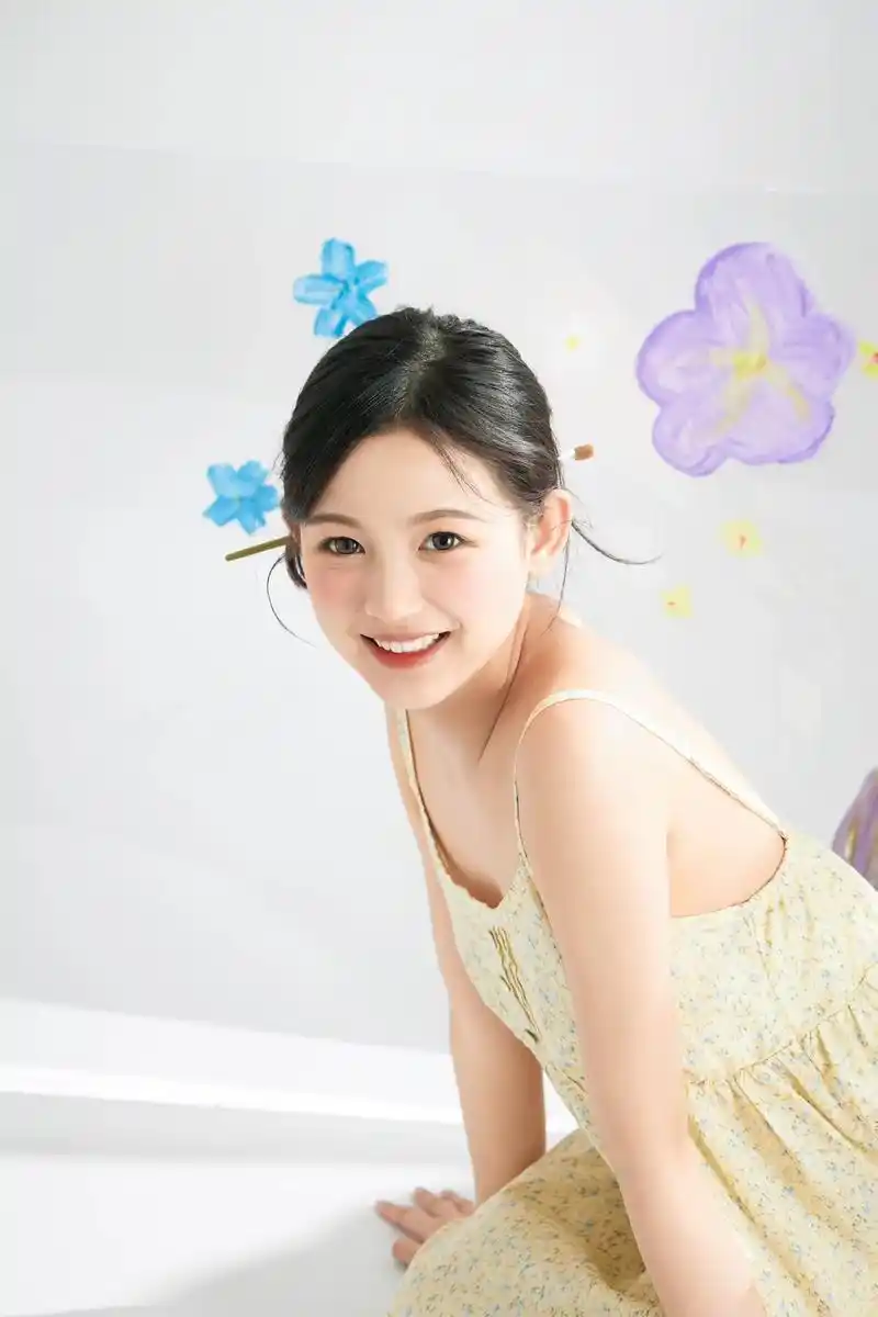 你那么喜欢拍照 又喜欢哈哈大笑 你不应该是灰蒙蒙的 你会幸福 - 抖音