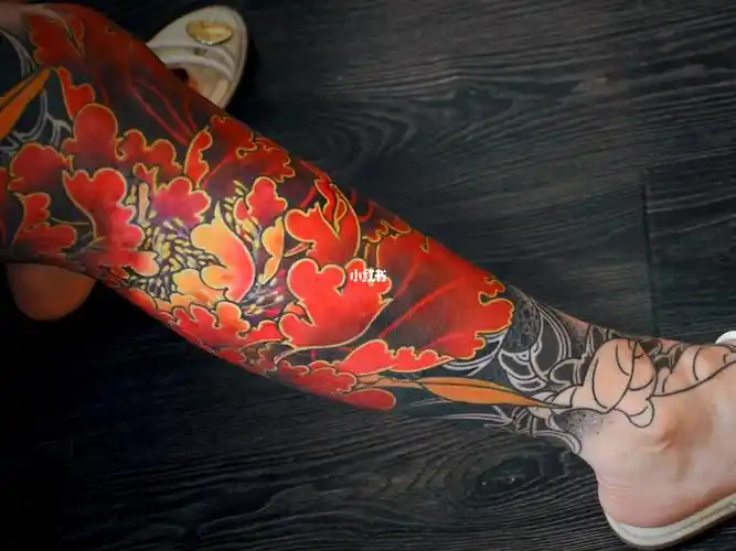 传统纹身 牡丹花腿 烫伤遮盖_纹身_烫伤_尘埃刺青攻略_刺青_传统纹身