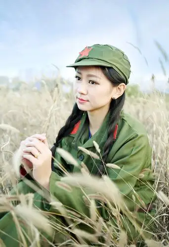 best小霞-军装