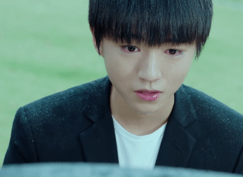 tfboys分享170730饭制王俊凯哭戏动图情绪饱满演技爆棚