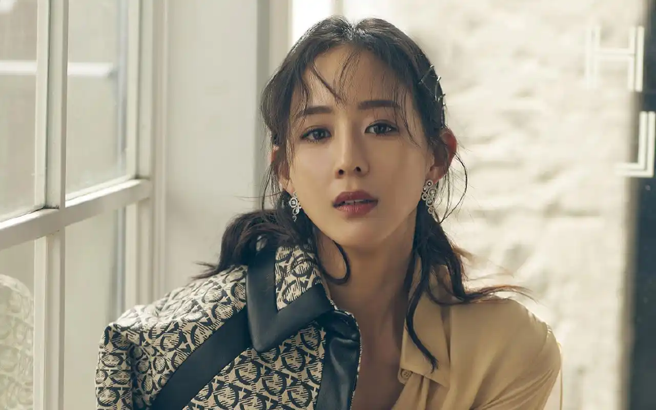 张钧甯迷人写真图片桌面壁纸