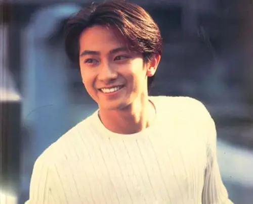 1973年1月3日生于中国香港,祖籍广东潮州,中国香港流行乐男歌手,演员