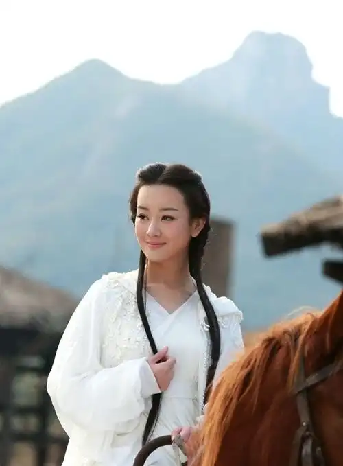天龙八部王语嫣饰演者张檬剧照