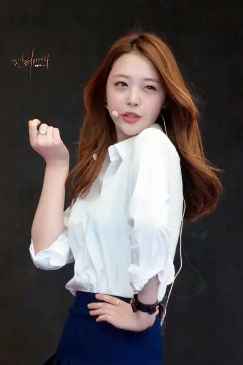 崔雪莉0329生日快乐