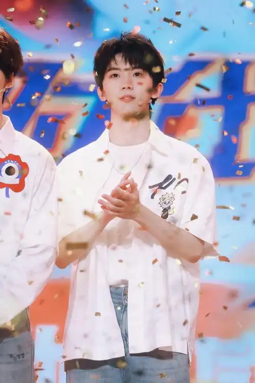 马嘉祺中国移动动感地带芒果卡代言人