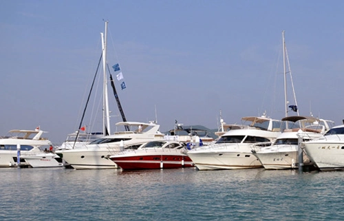 广东省游艇旅游协会荣誉会长霍启山表示,本届博览会不仅致力于构建