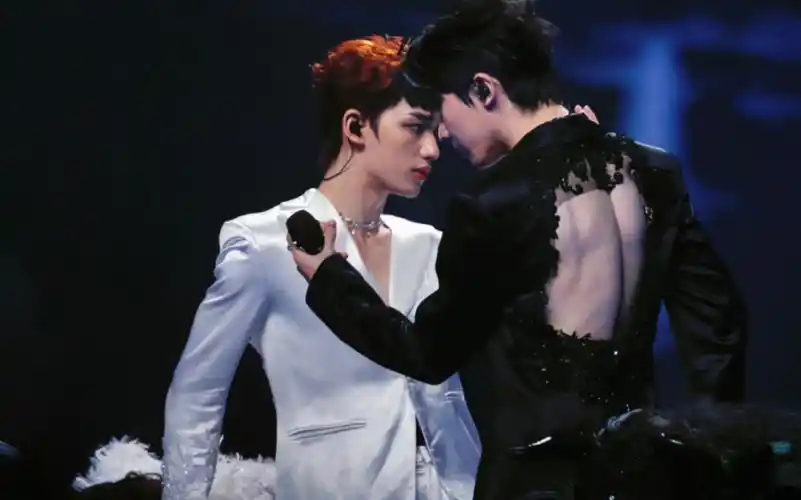 【祺鑫】"我愿与你一同堕入黑暗"——最新双人舞台《漂浮群岛》