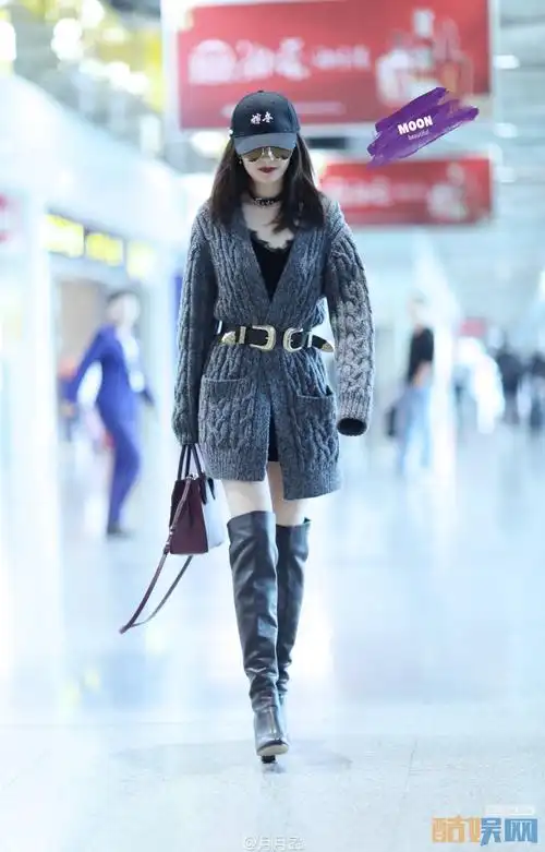 杨幂,中国内地明星,明星杨幂机场路透照