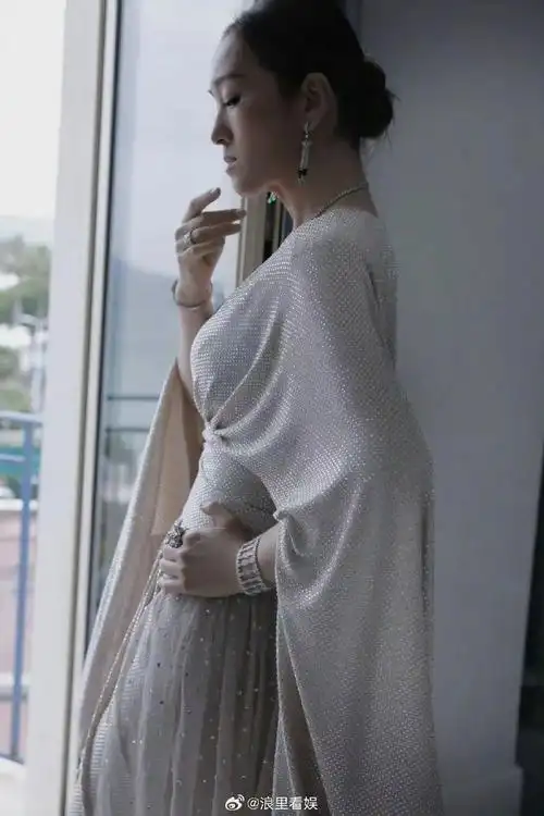 凭借郎平一角获得中国电影导演协会2020年年度荣誉,巩俐凭《夺冠》和