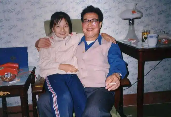 男人串起了她的跌宕人生|叶茂青|范雨林|黄有龙|谢晋|王励勤_网易订阅