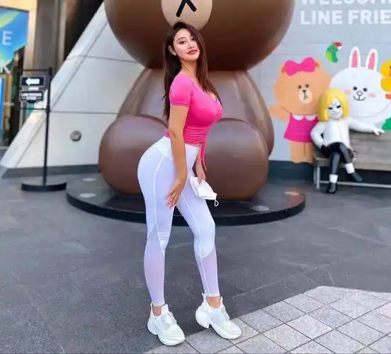 140斤微胖女神腰臀比例却非常完美减肥不能太关注体重