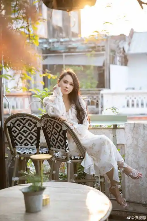 伊能静|毛血旺传授恋爱小妙招 值得全军复诵