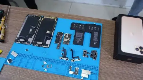 iphone11手机内部做工如何iphone11手机拆解评测
