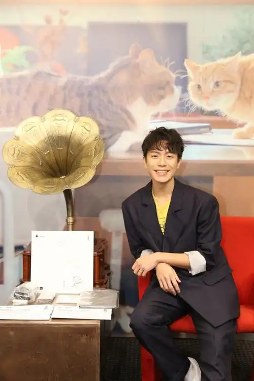 千呼万唤 金曲创作才子韦礼安暌违4年 推出全新创作专辑《sounds of