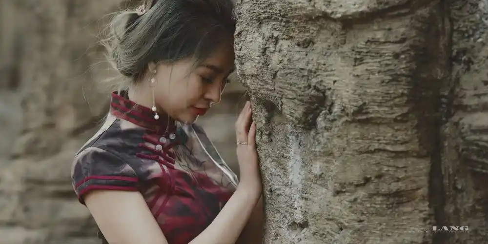 穿旗袍的女人美!