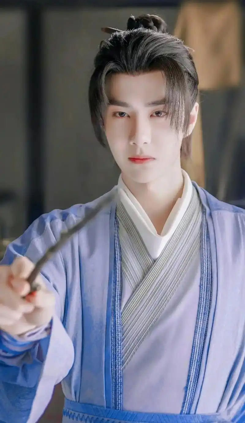 王一博 有翡  98翩翩少年,风采动人,吾见之,胜为心折  - 抖音