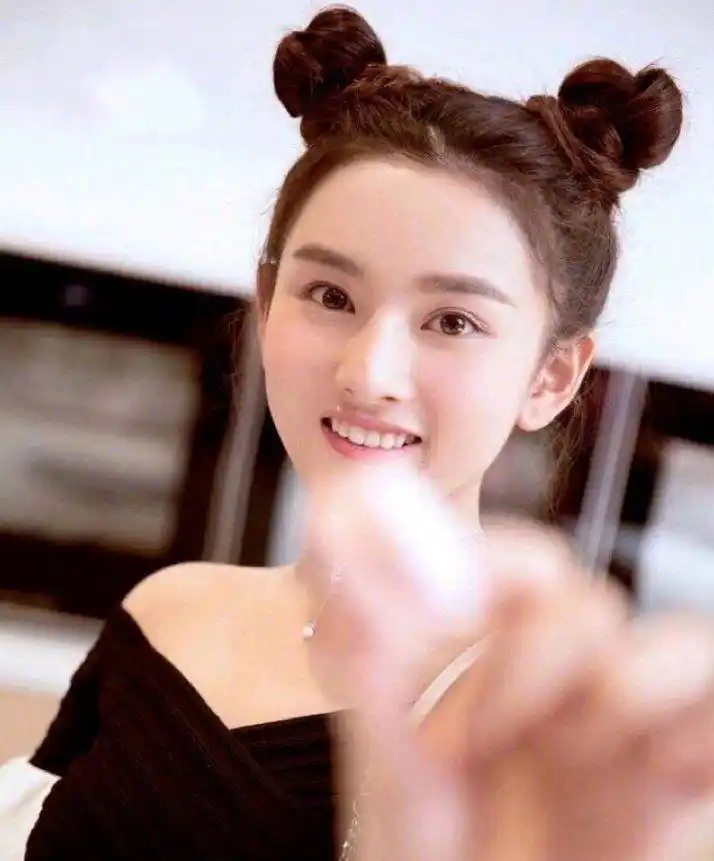 是她～就是她～可可爱爱的小哪吒!～你最喜欢哪一个?