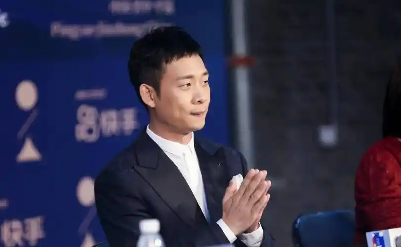 "衰神附体"张译:被嘲长相丑却成影帝,守候初恋植物人十年_王俊凯