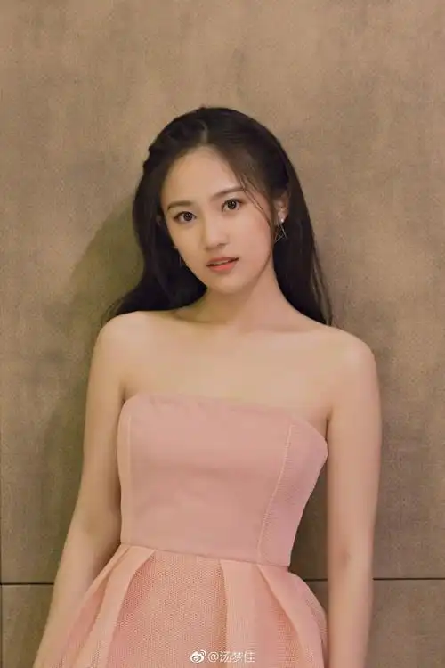 汤梦佳 出席活动-堆糖,美好生活研究所