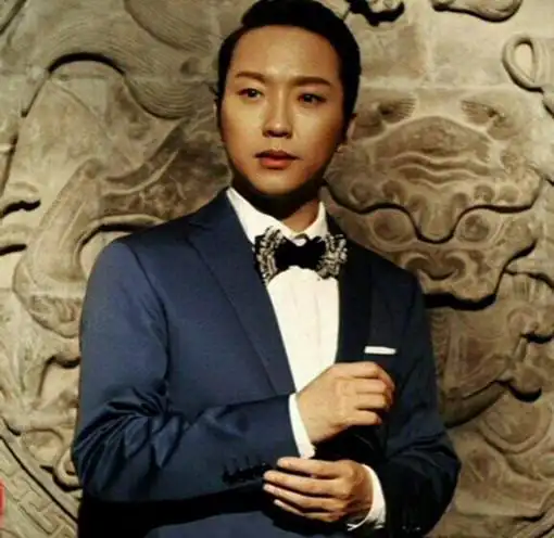 【图】新贵妃醉酒李玉刚歌词唯美 带你感受别样"京剧音乐"