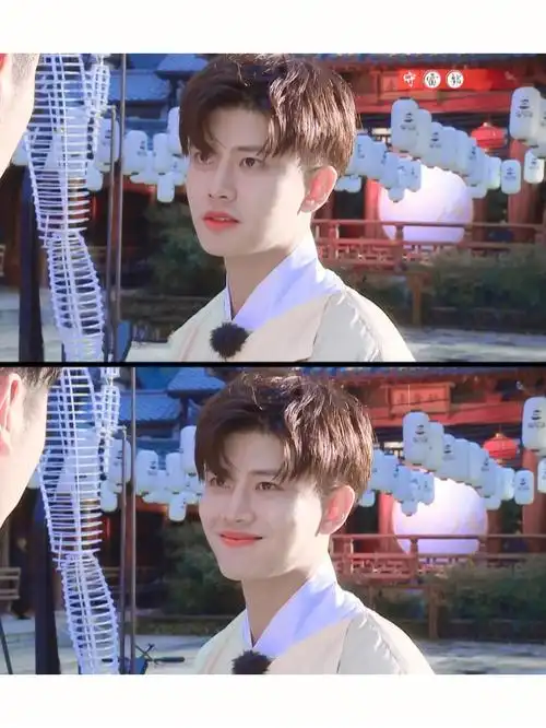 今日份任嘉伦拼接壁纸这几张超级暖男78