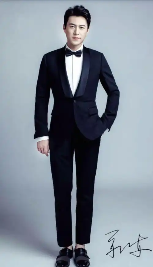 男明星大长腿,陈立农,吴磊,吴亦凡脖子以下全是腿