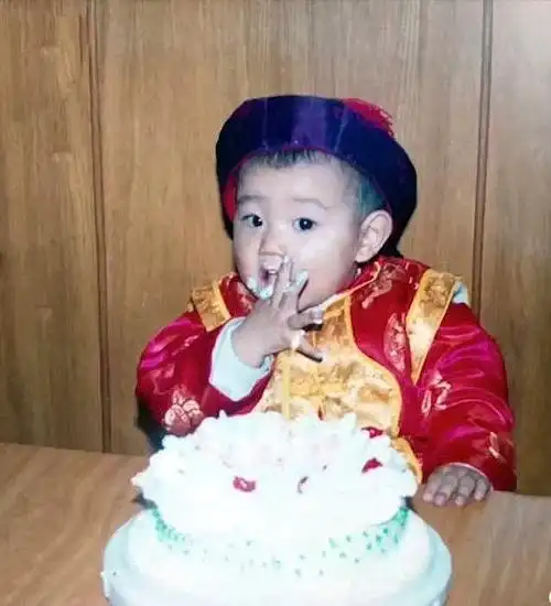 [tfboys][分享]150512 王源童年照大合集 从小就爱笑