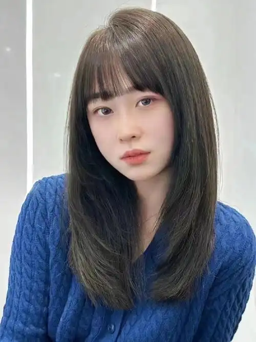 秋冬纯欲发型首选高层次锁骨发